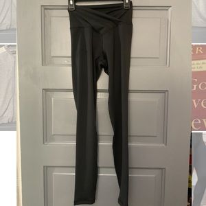 Pink Lily “Back At It Again Solid Leggings Black”